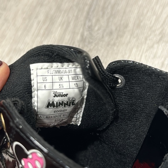 Minnie Mouse High Top Black Combat Boots Toddler Girls Baby Size 6 Disney - Picture 8 of 13